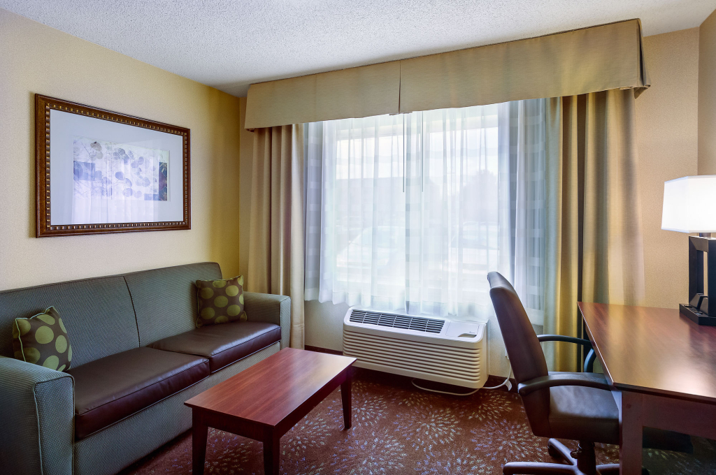 Holiday Inn Express & Suites Sandy - South Salt Lake City by IHG