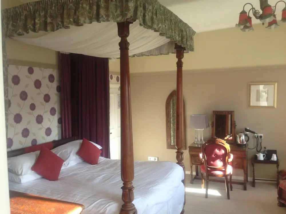 The Castle Of Brecon Hotel, Brecon, Powys - The Coaching Inn Group