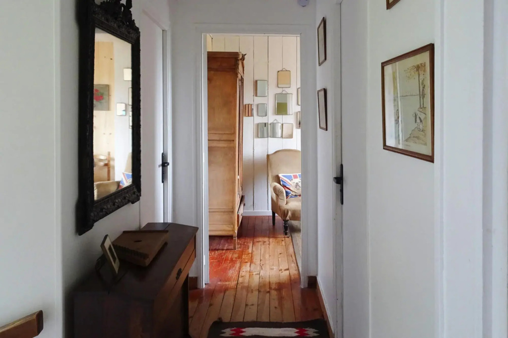 Country house, Canville-la-Rocque