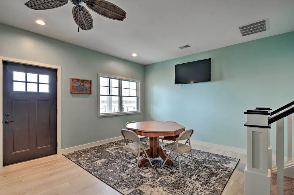 Lakefront Home w/ Dock! 18 M to Caberfae Peaks