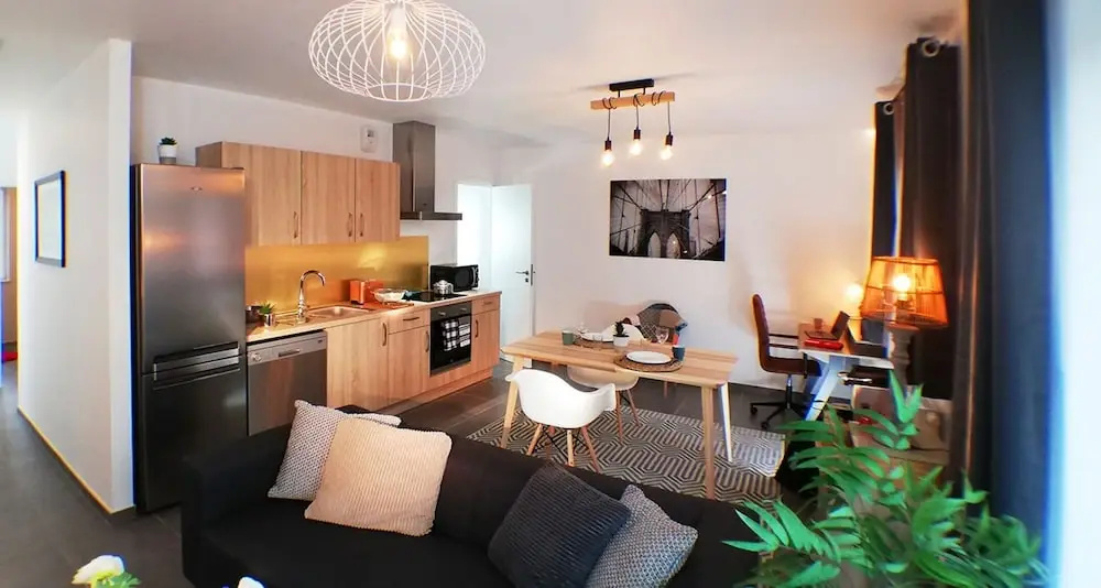 Businest Gosselies-charleroi Airport - 1-bedroom Apartment