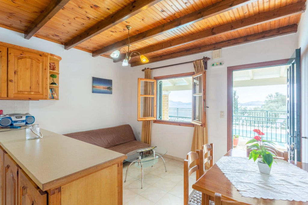 Sofia Large Private Pool Walk to Beach Sea Views A C Wifi Car Not Required - 1552