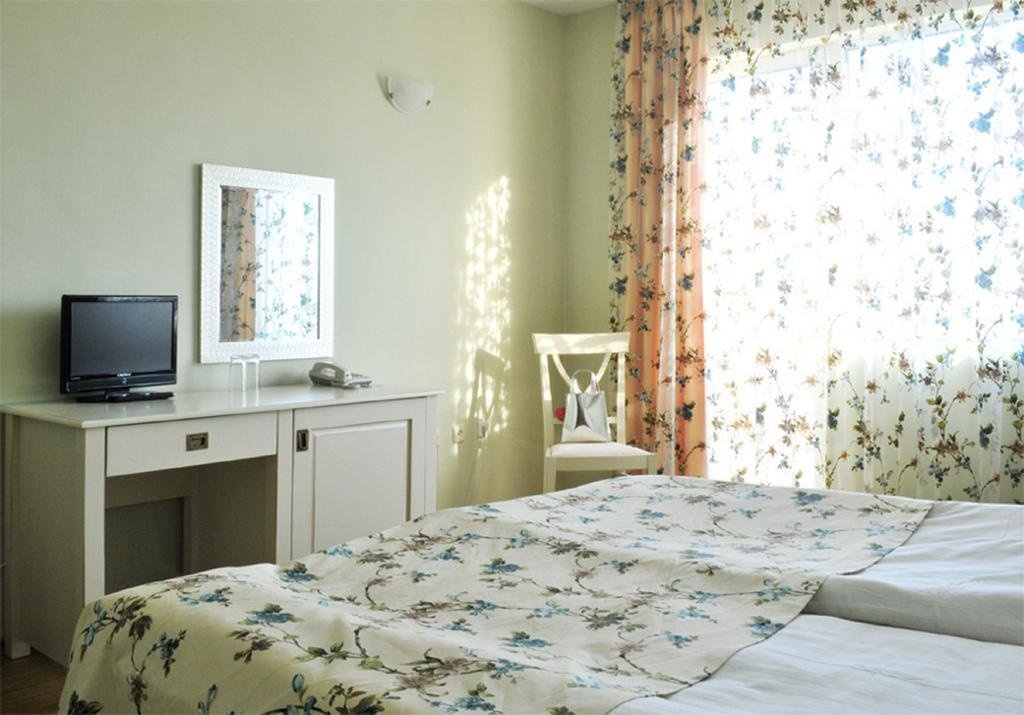 Alekta Hotel