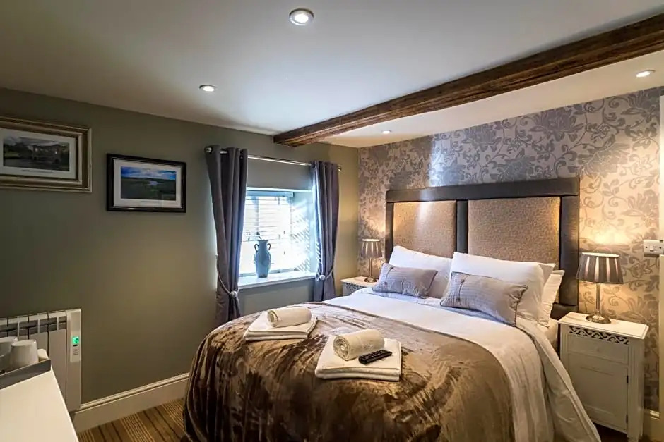 Greyhound Inn Wilton