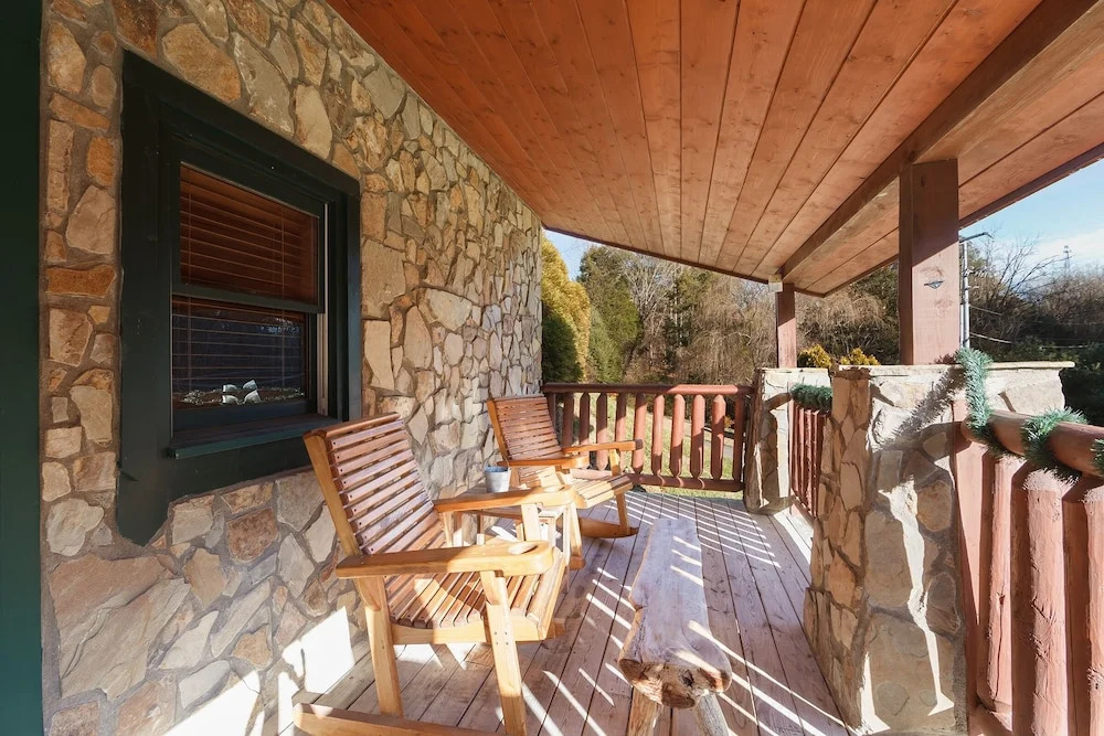 Something Extra 2 Bedroom Cabin by RedAwning
