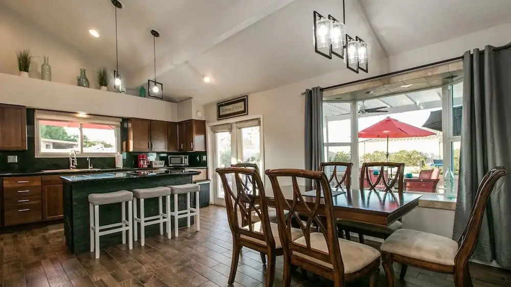Spectacular Hilltop Home W/resort Like Backyard!