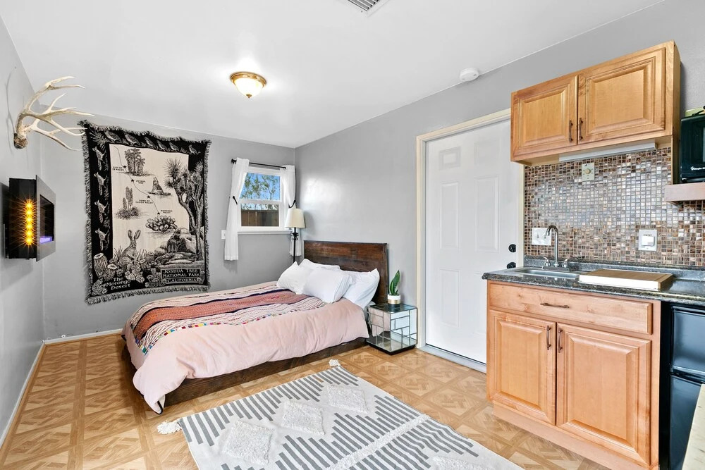 High View Haven - Hot Tub, Fire Pit & Bbq In Joshua Tree! 4 Bedroom Home by RedAwning