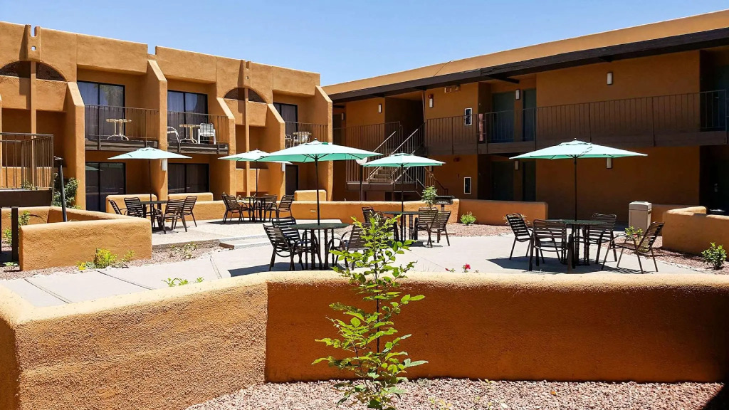 Ramada by Wyndham Tucson Airport