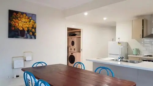Homely Getaways - Eighth Street Mildura