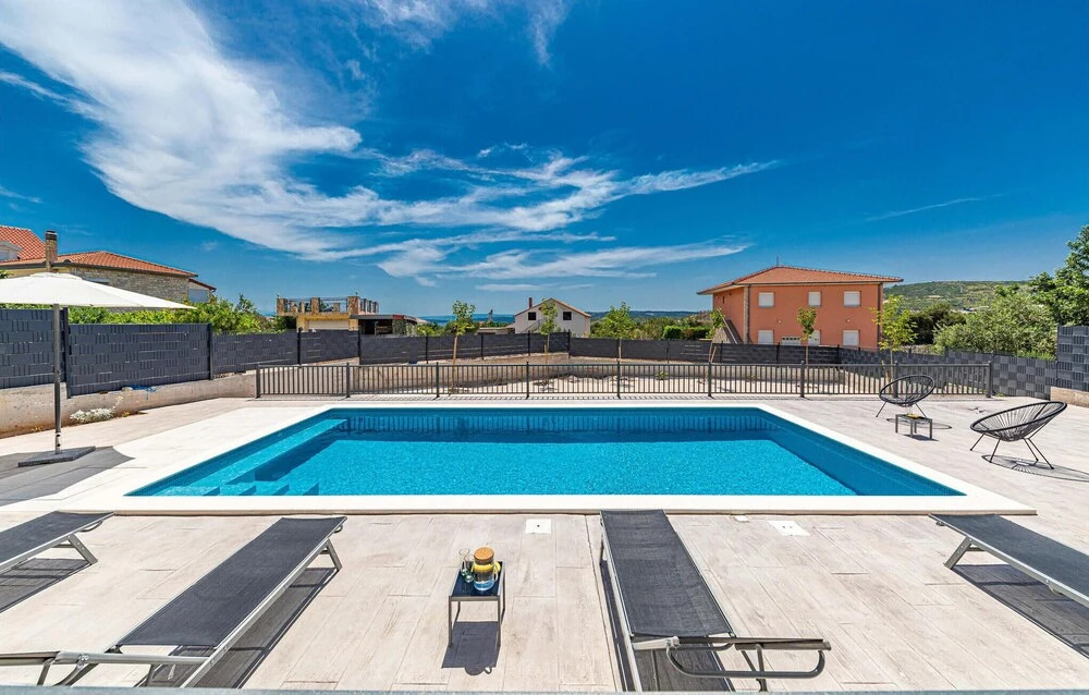 Beautiful Home In Trogir