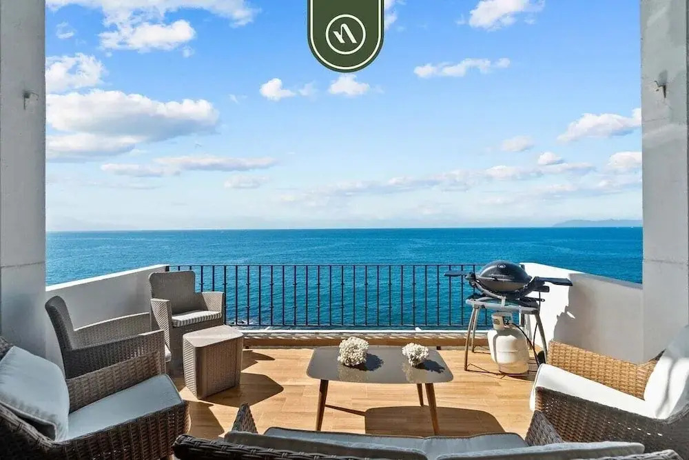 Oceanfront 2 BR Condo With Spectacular View - Pool