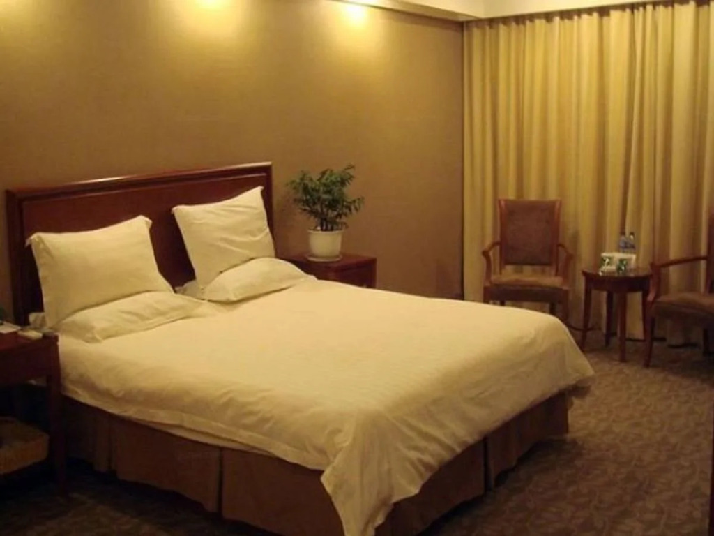 GreenTree Inn Suzhou Railway Station South Plaza Zhuozheng Garden Business Hotel