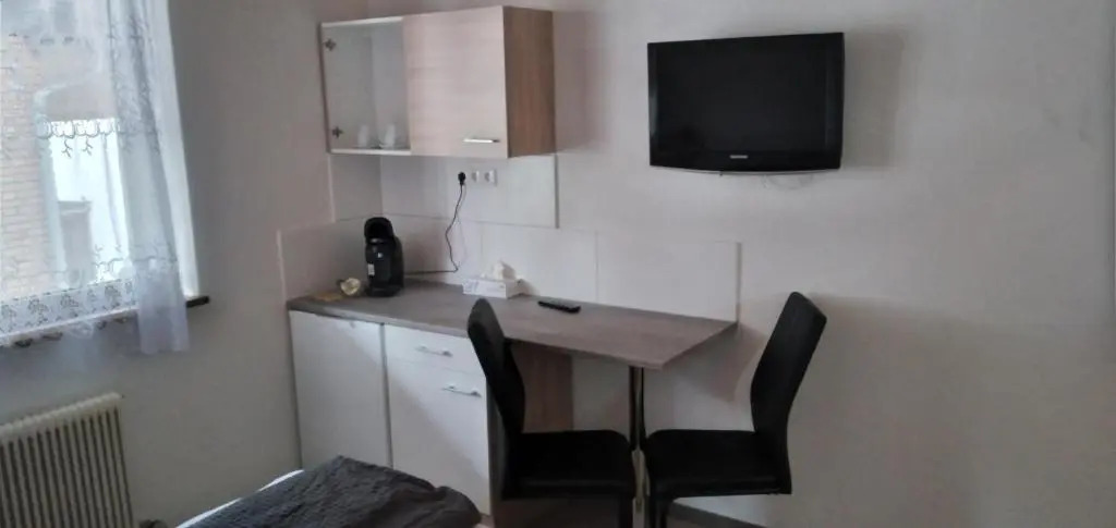 Pension Steiner, 6143 Matrei am Brenner, Brennerstr 18b!Check-in between 15 - 21 oclock!! No breakfast