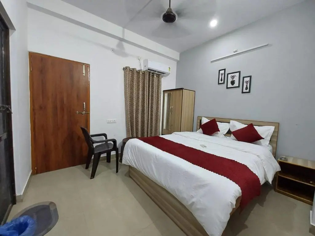 Manor Residency