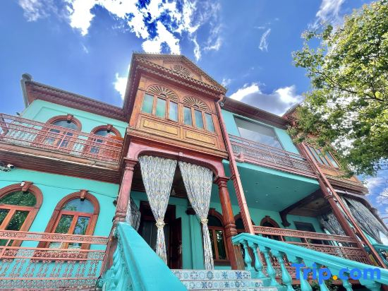 Hi YiLi·blue lane villa(Yili Old Town Kazanqi Branch)