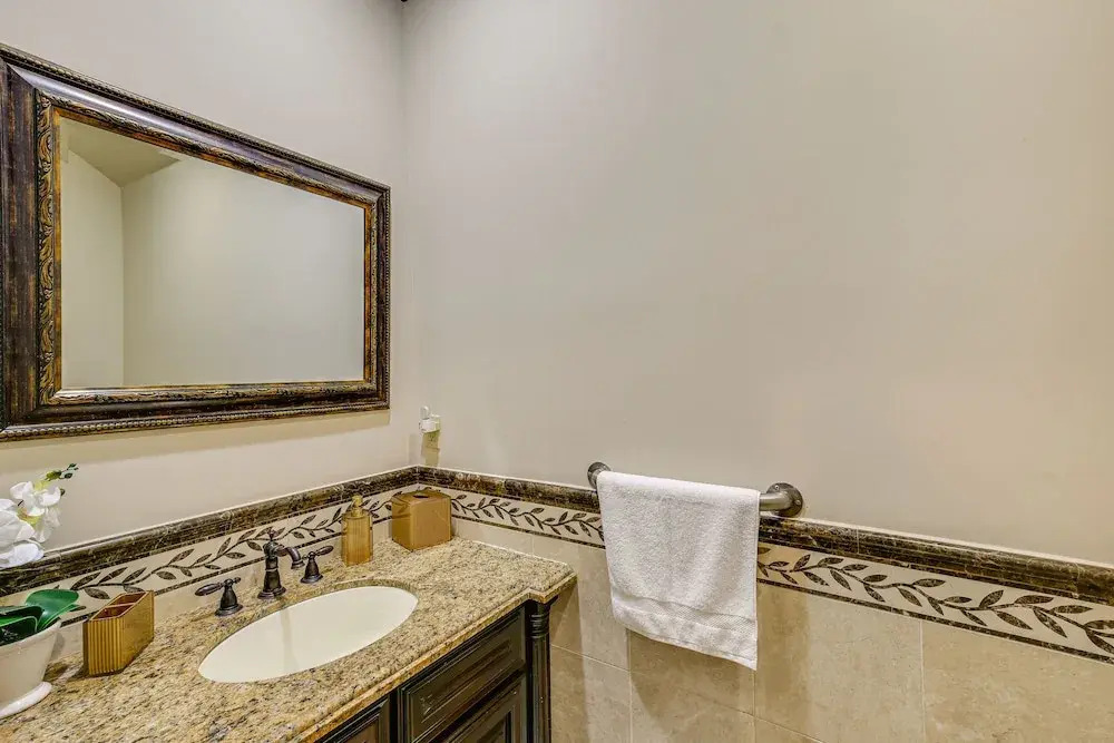 Spacious Fullerton Villa w/ Private Pool & Hot Tub