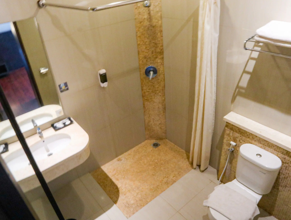 Oasis Siliwangi Sport Hotel