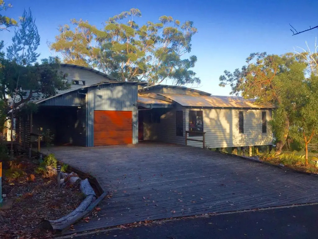 The Holiday House