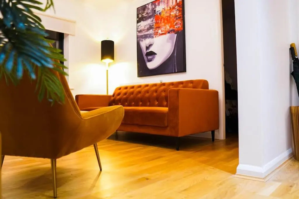 Tower 56 central, stylish & fun