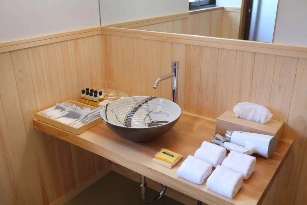 Aoi Suites at Nanzenji Modern & Traditional Japanese Style