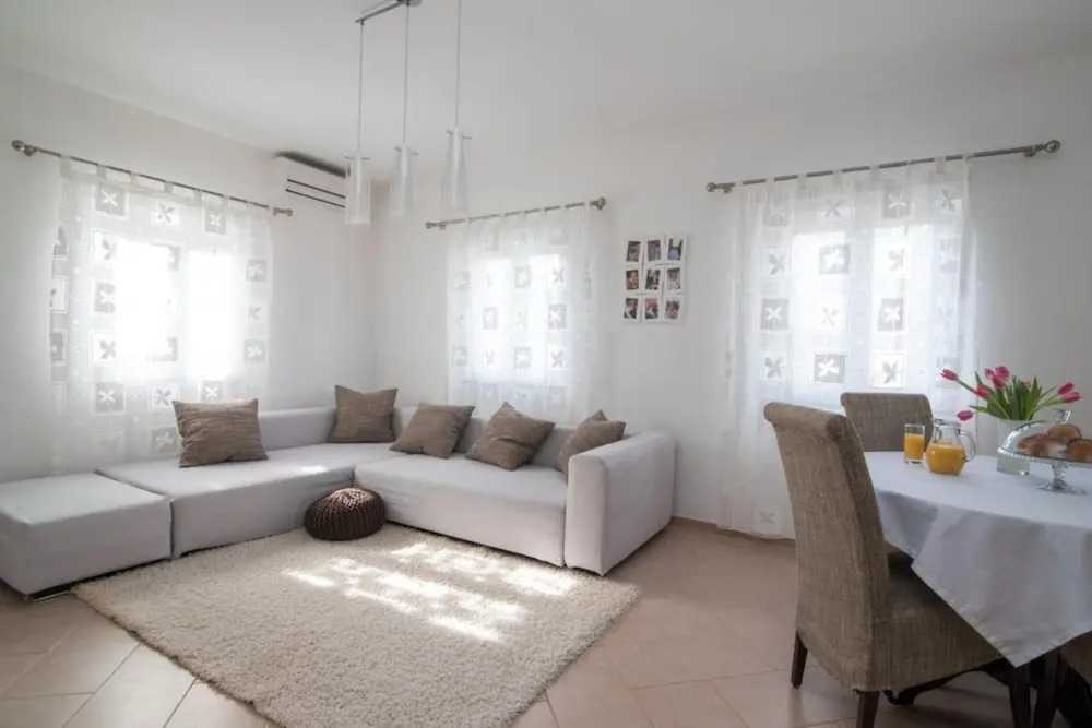 Apartment Marcela - Deluxe Two Bedroom Apartment With Terrace and Sea View