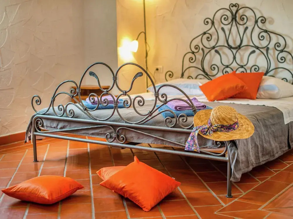 Holiday Home with Swimming Pool near Lim Bay & Beach