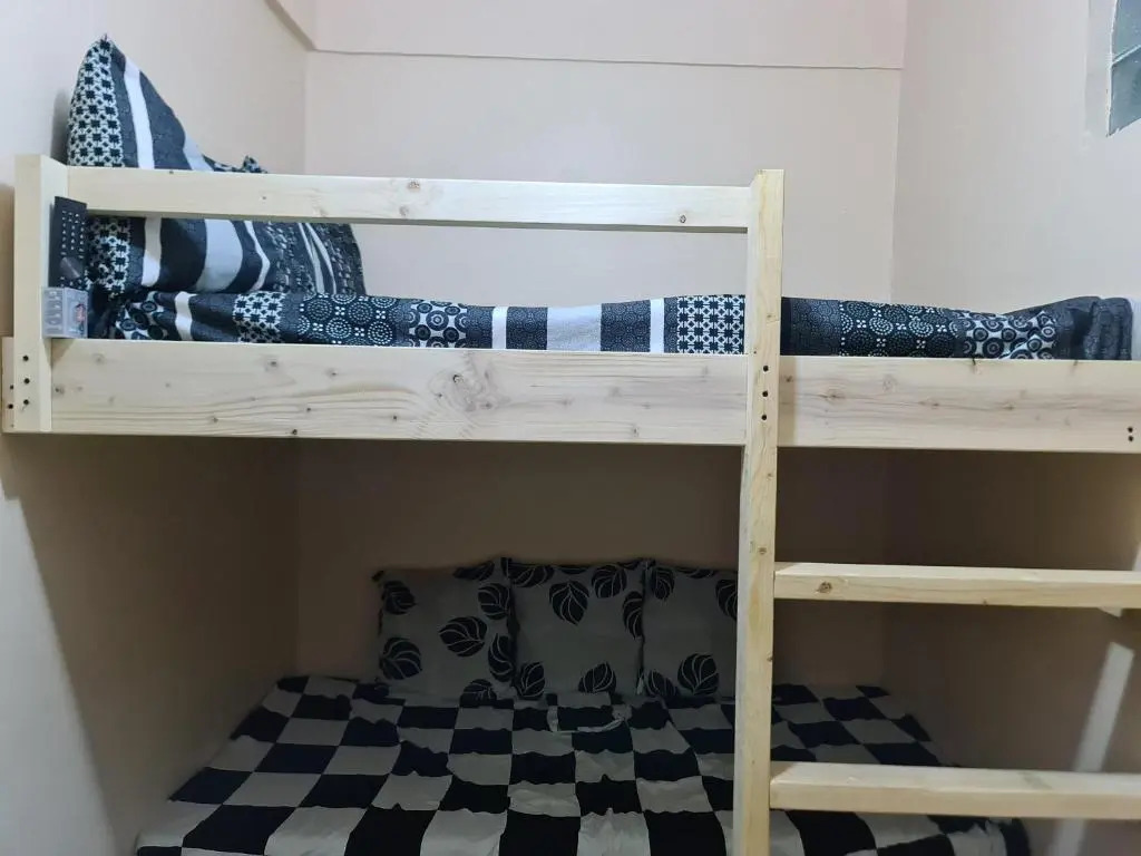 Tagaytay Staycation House by Bea & RM