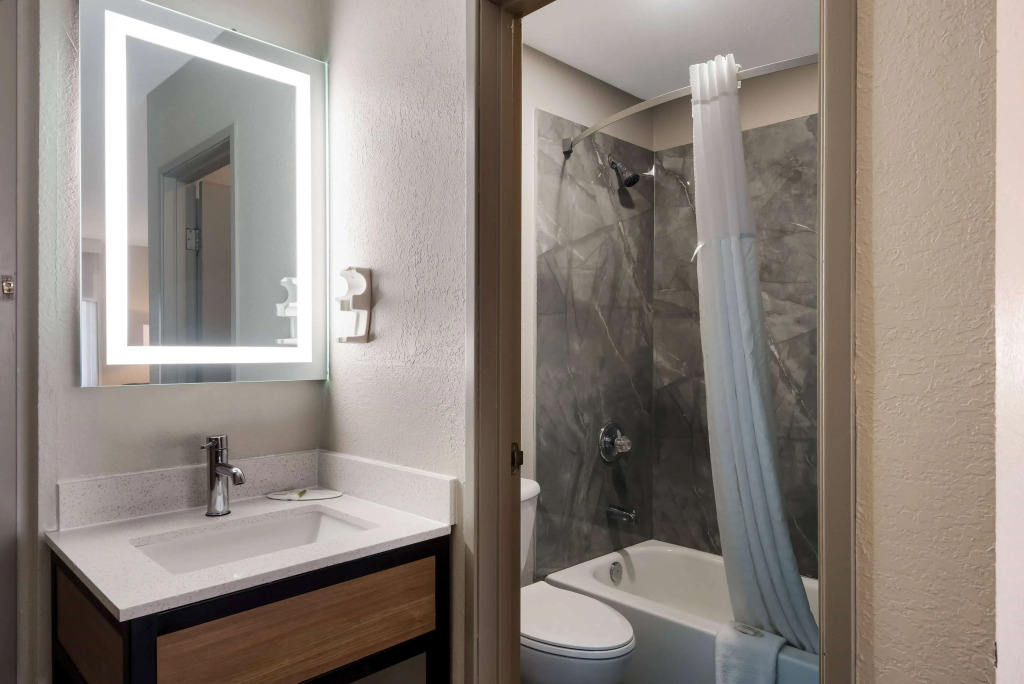 Days Inn by Wyndham Ankeny - Des Moines