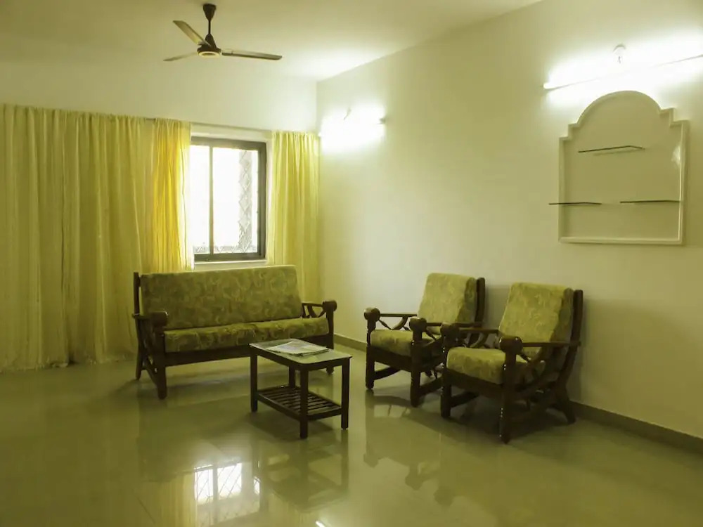 OYO 10099 Home Spacious 2BHK Dona Paula