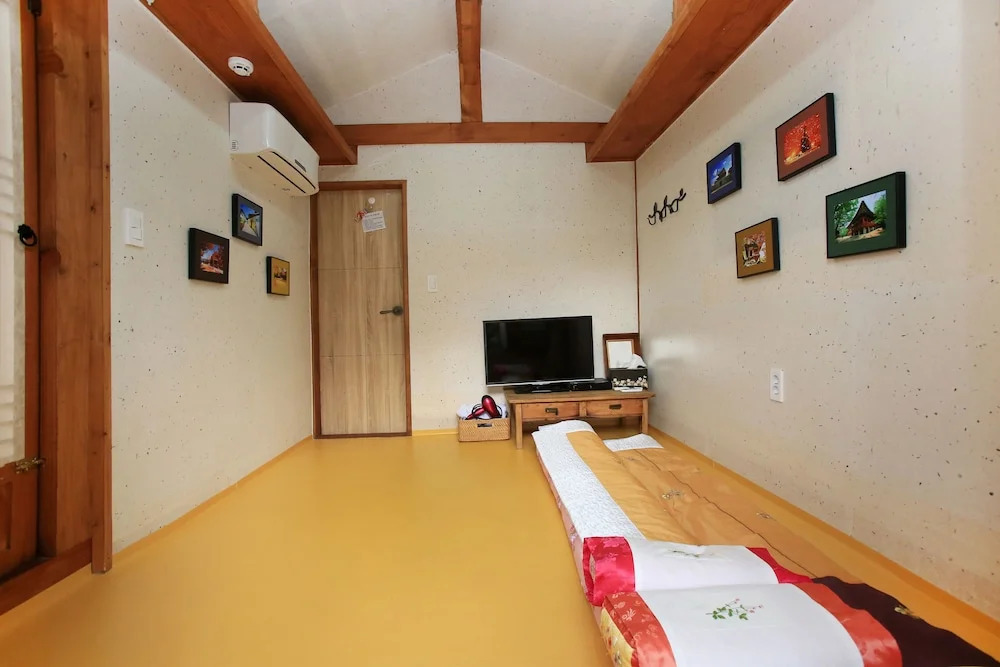 Saekdongjeogori Guesthouse