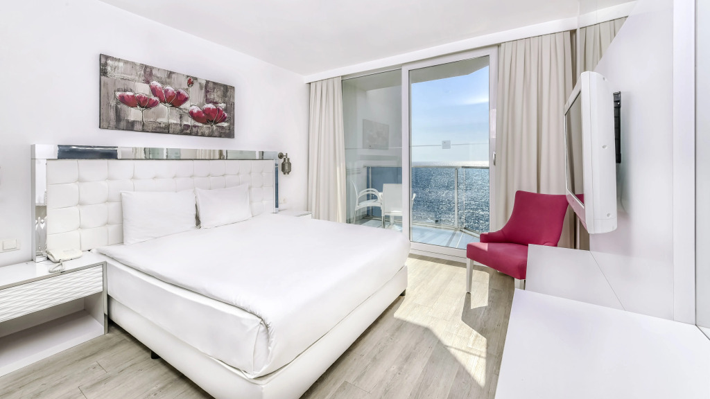 Le Bleu Hotel & Resort Kusadasi