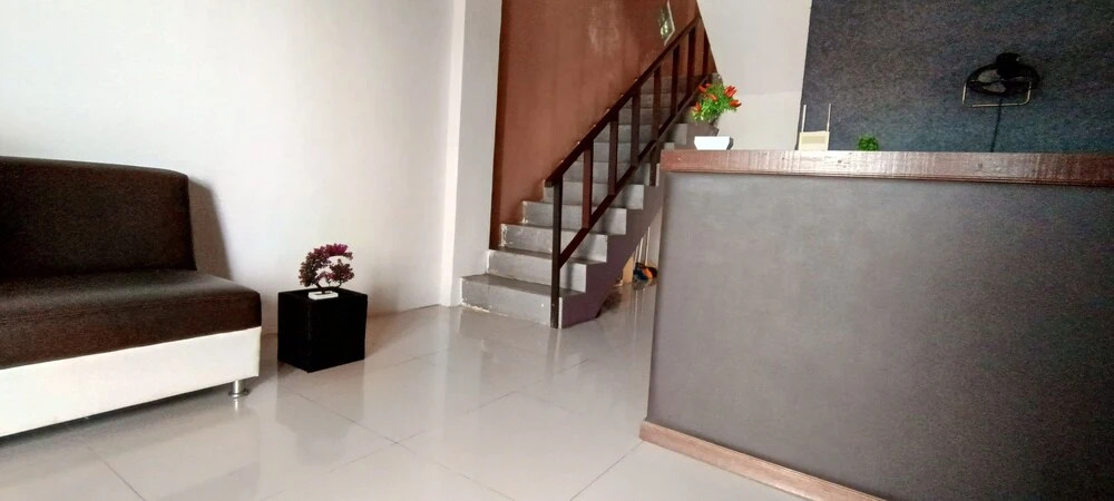 Hotel O Wisma Deli Syariah Near RSUD Nene Mallomo Sidenreng Rappang