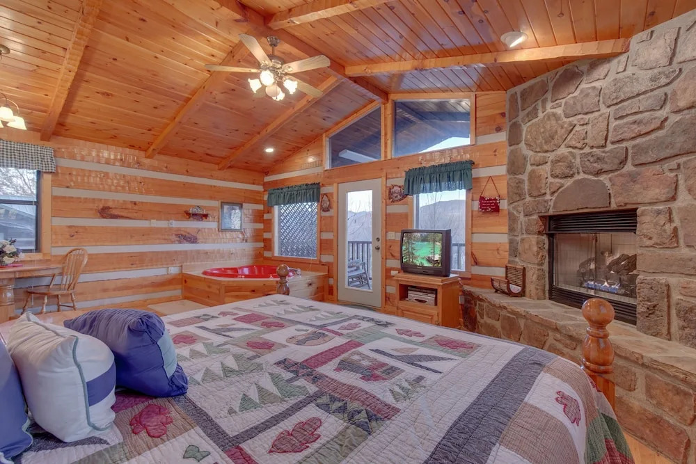 Mountain Splendor by Jackson Mountain Homes