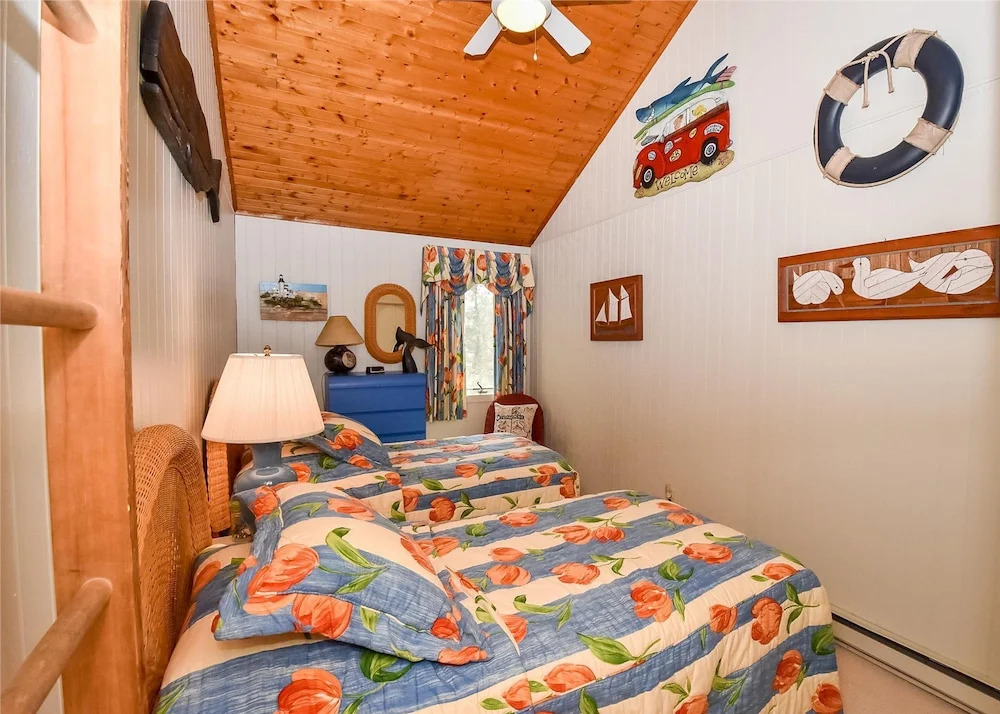Ocean Village D40 Sandpiper by Long & Foster