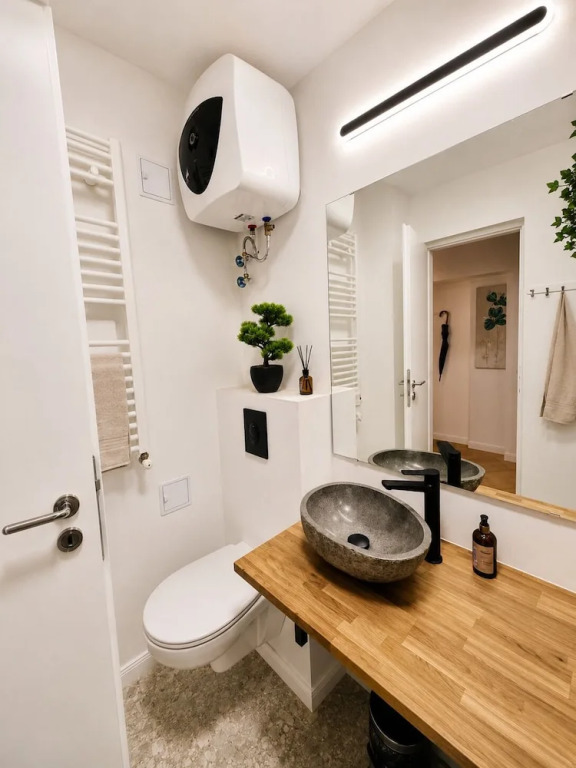 Metropole Apartments Signature Suite