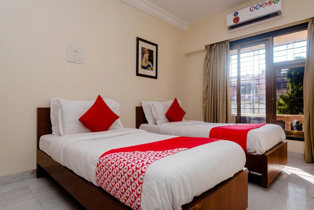 OYO Apartments Mumbai Domestic Airport 1