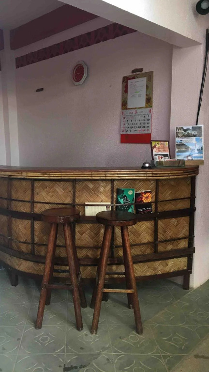 Elternative Hostel