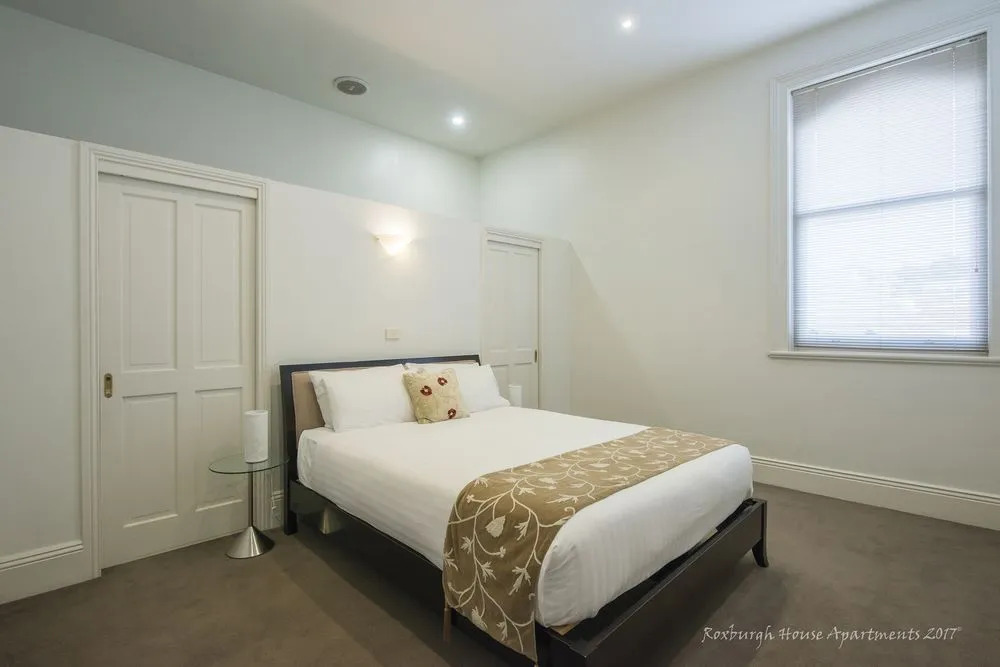 Roxburgh House Apartments