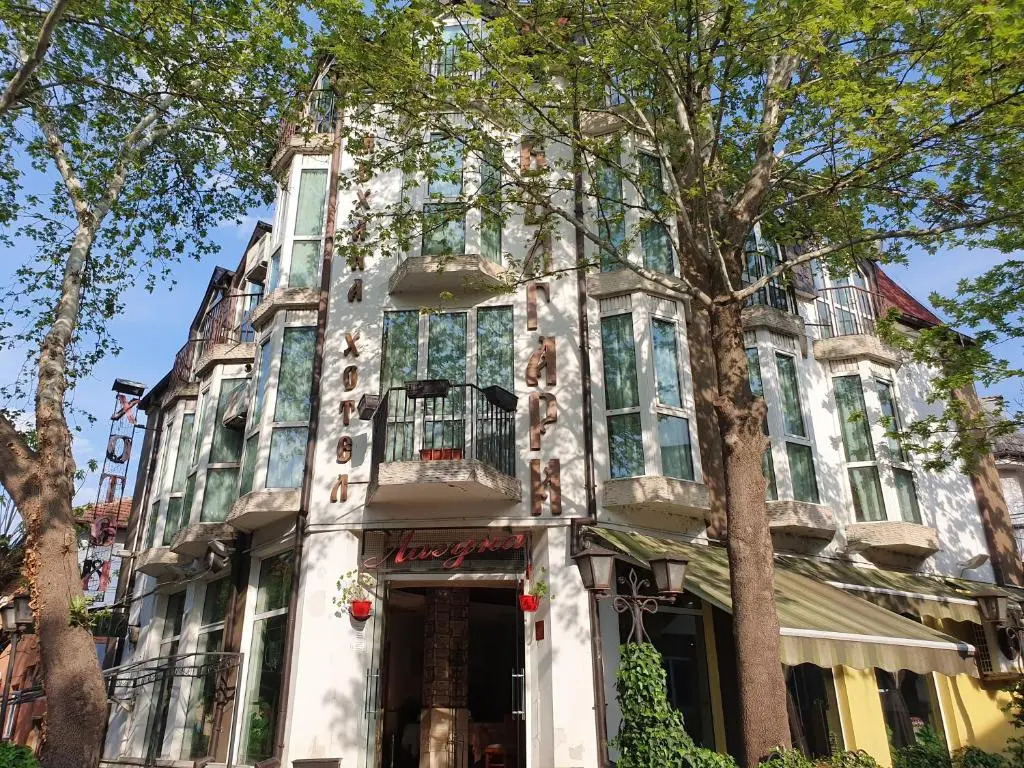 Semeen Hotel B'lgari