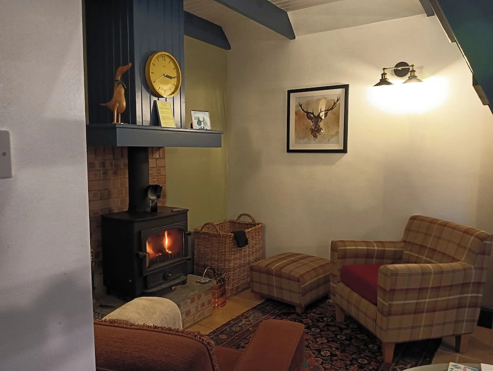 The Bothy Claymires Loch Lomond & Stirling