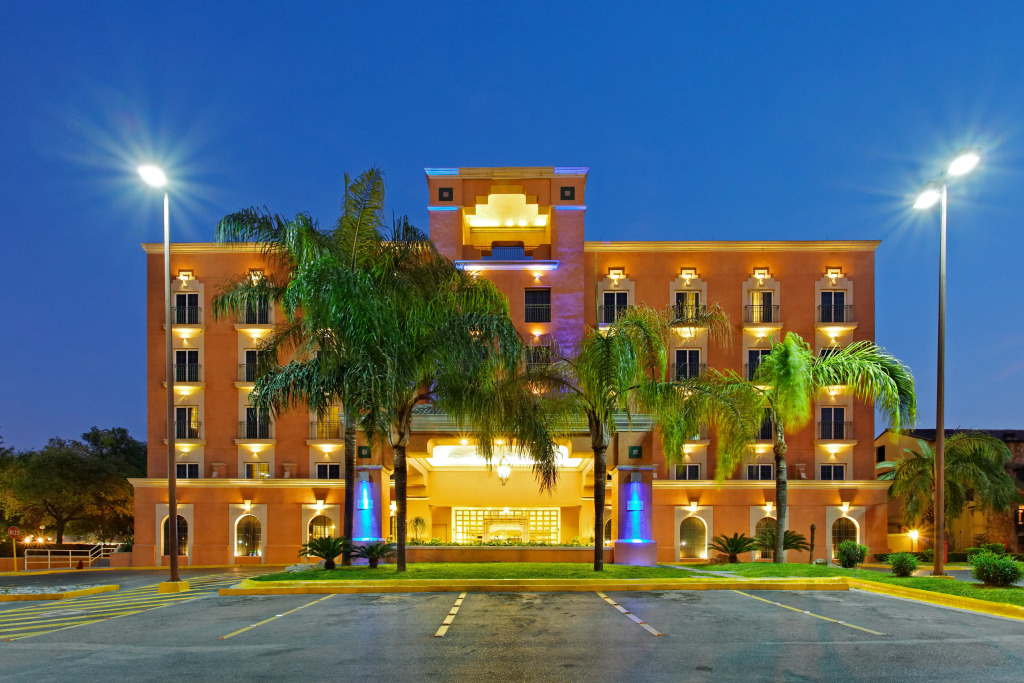 Holiday Inn Express Monterrey Galerias-San Jeronimo by IHG