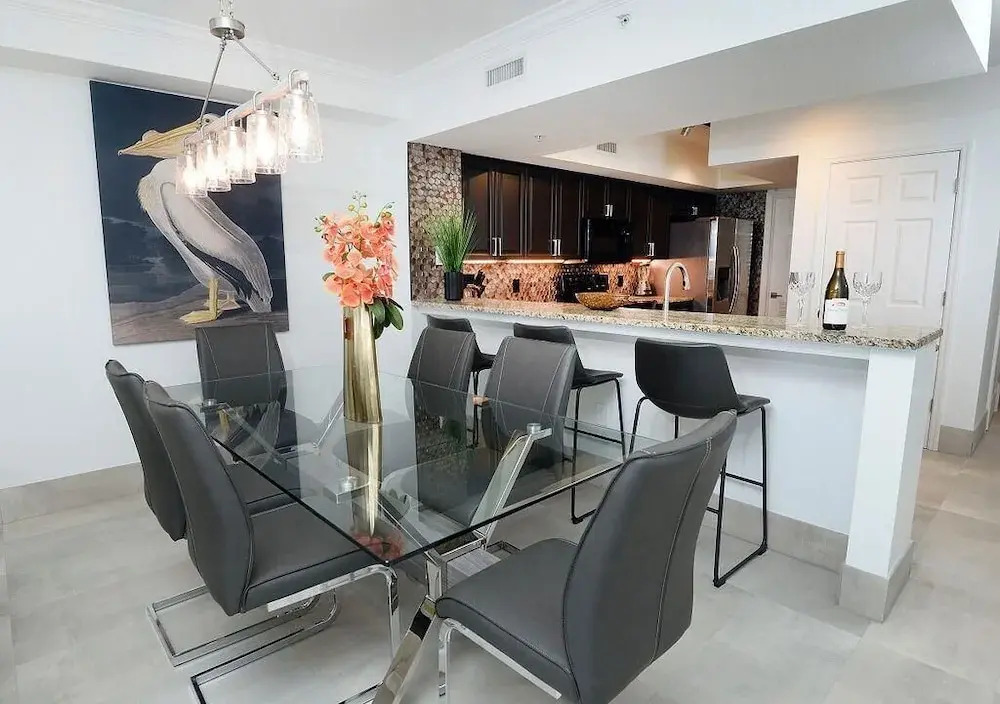 Emerald Beach 325