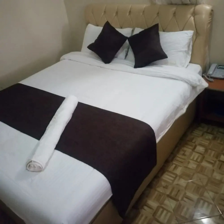 Dominion Castle Hotel