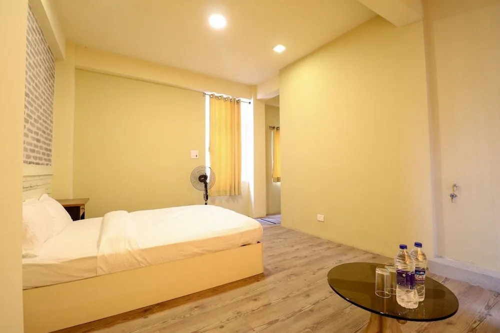 SPOT ON 454 Surya Moon Inn