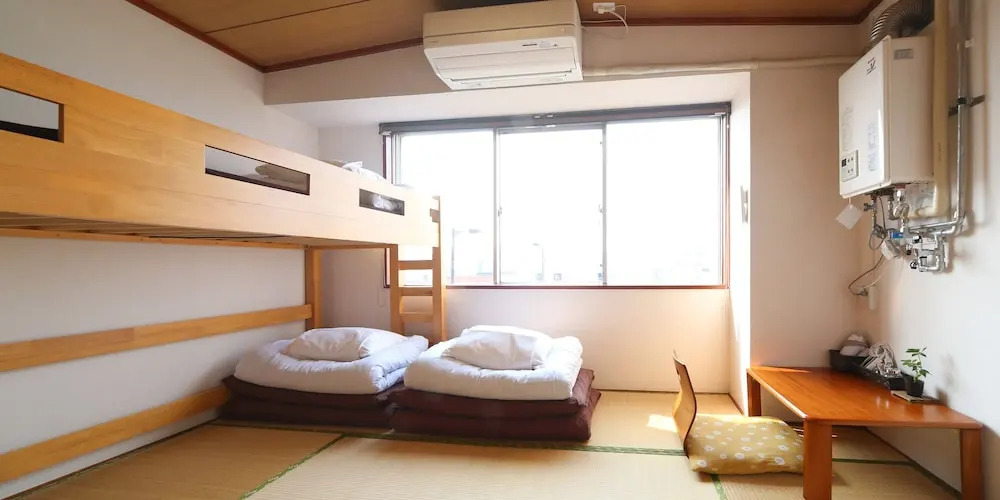 Air Hostel LCC