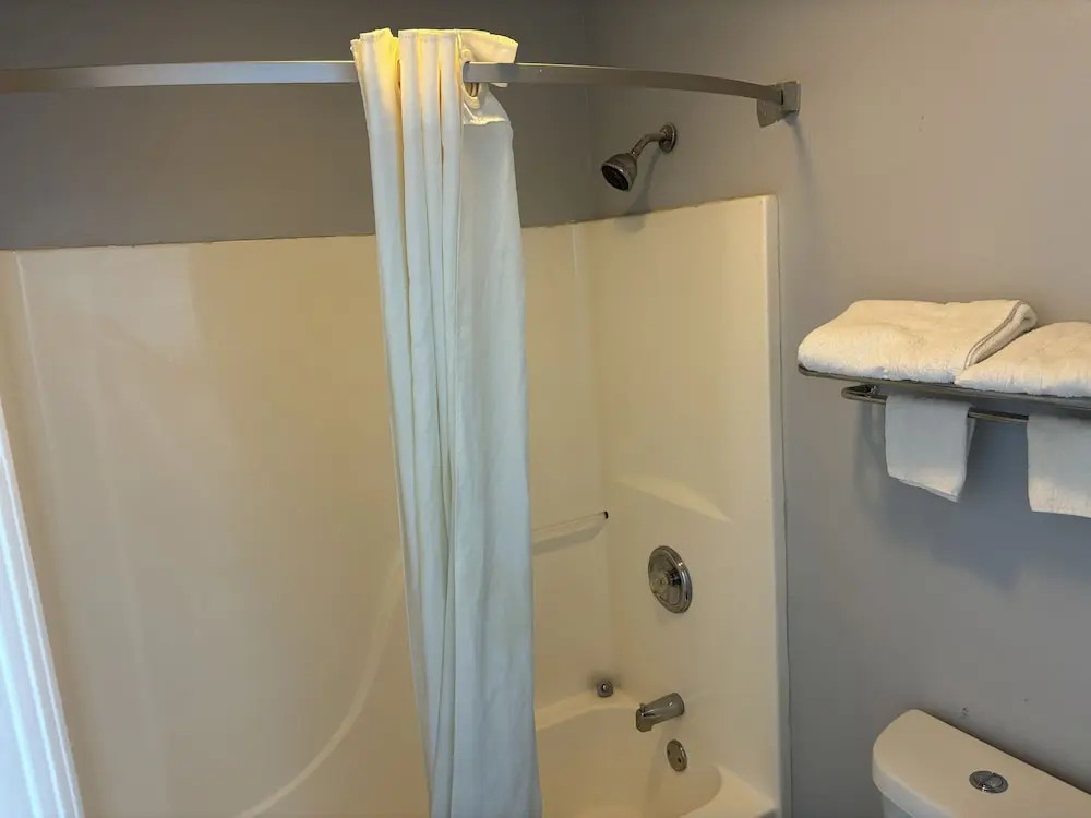 Clairmont Inn