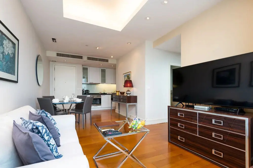 2 Bed Serviced Penthouse Skyvillas - Check in From 15h to 22h Only