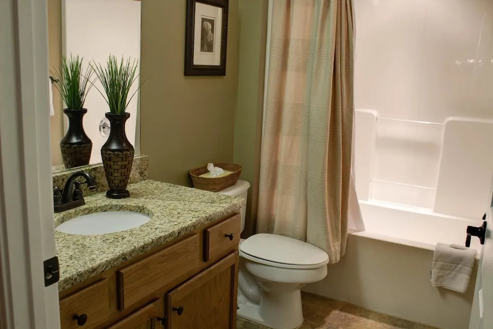 Whispering Pines 443