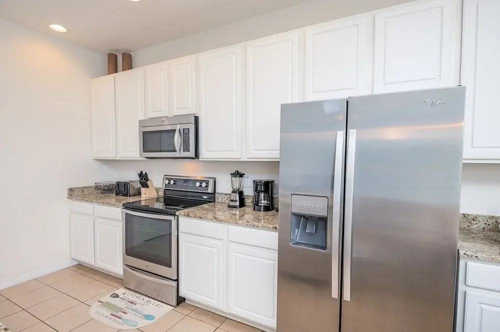 Fantastic 4br 3ba with Pvt Pool with Lake view near to Disney