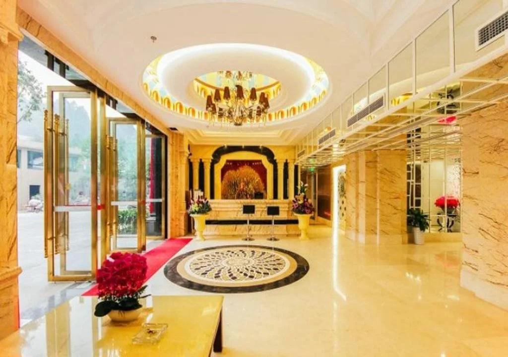 Thousands of Fortunes Hotel
